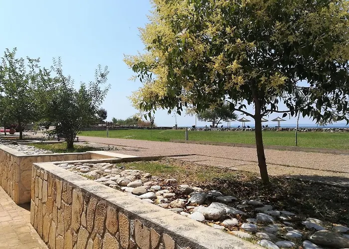Monopetro Metamorfosi (Sithonia)