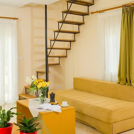 Διαμέρισμα Monopetro Μεταμόρφωση